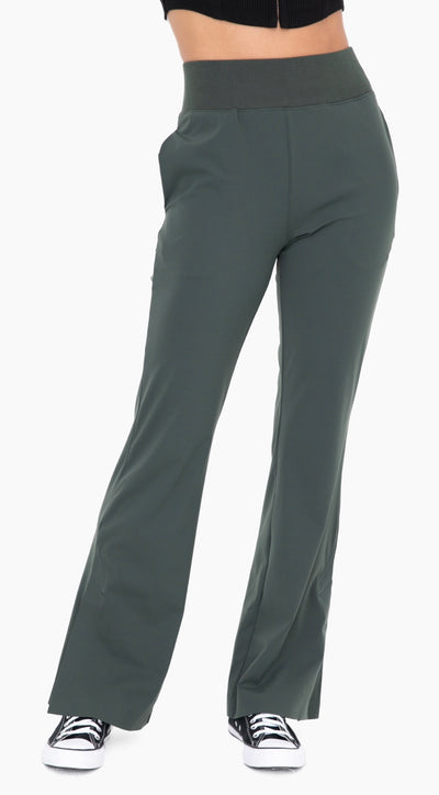 Wide Leg Active Pant w/Slit