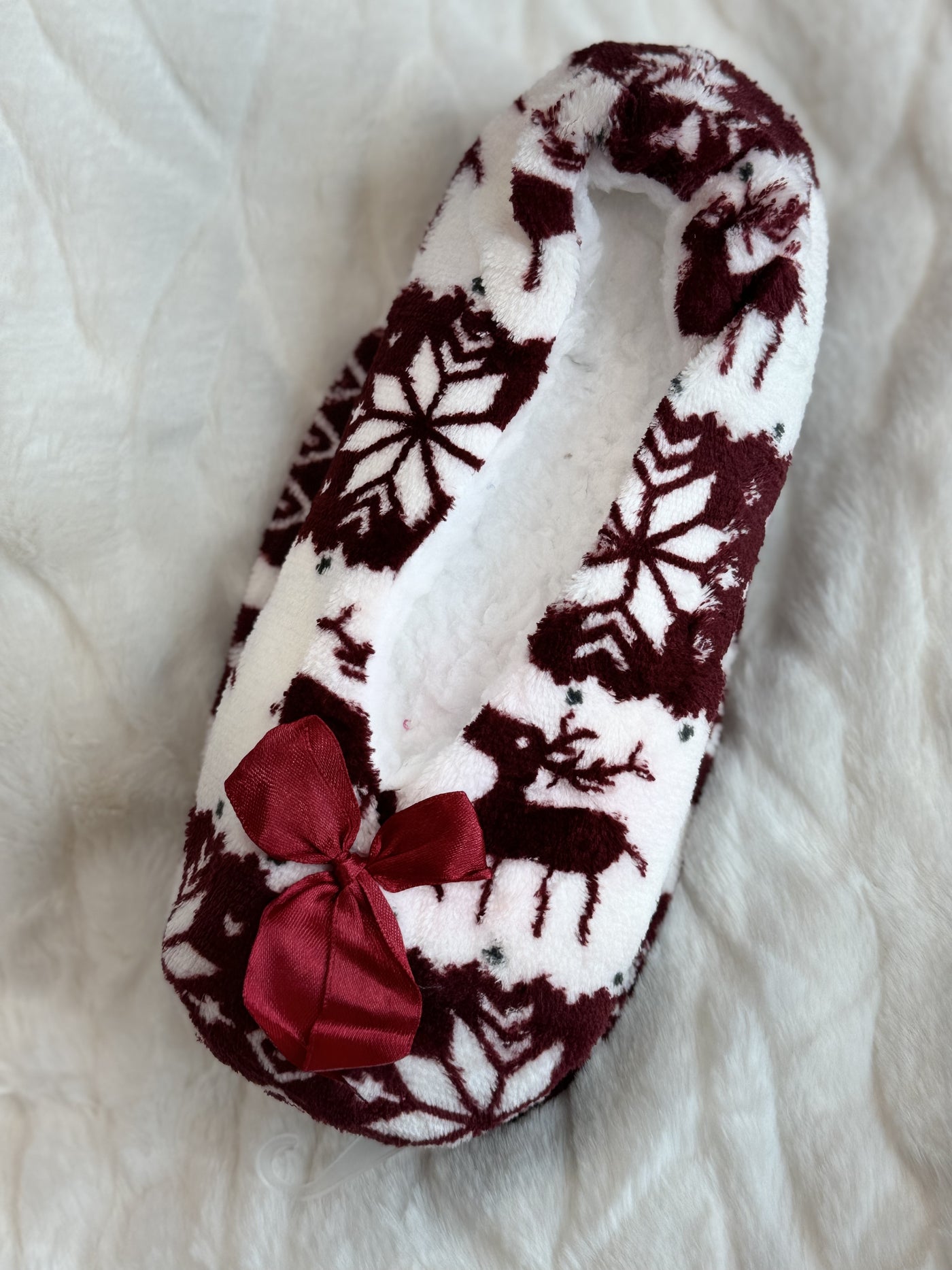 Snowflake & Reindeer Fleece Lounge Slipper Socks